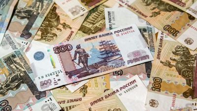 ЦБ: россияне за год оформили кредитные каникулы на два триллиона рублей