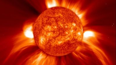 На Солнце случилась самая мощная за семь лет вспышка