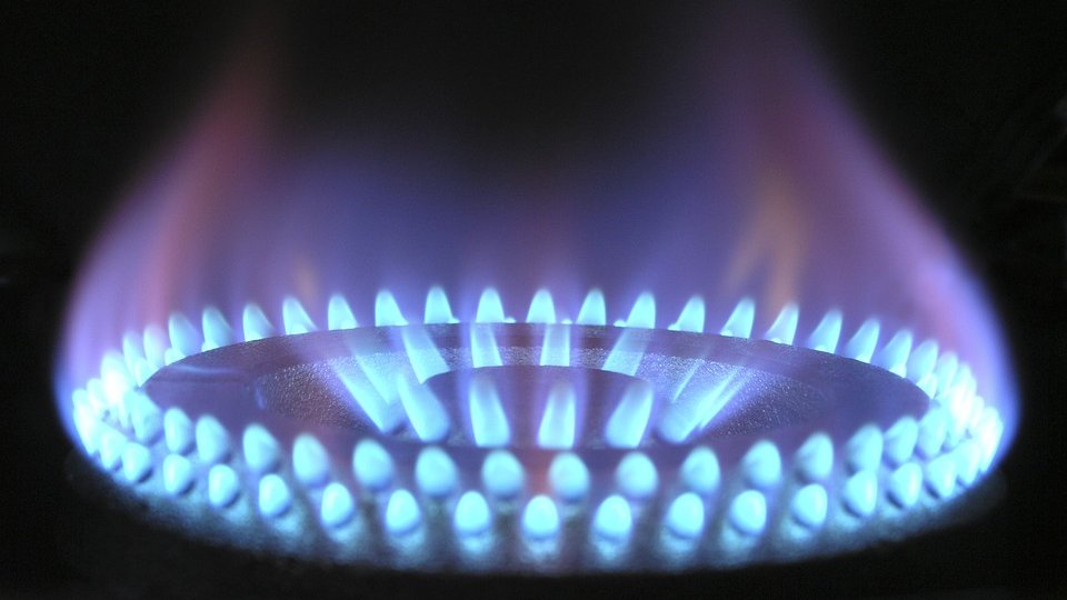 Франция замораживает потребительские цены на газ