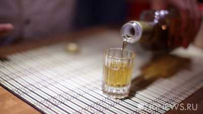 Уральцы на самоизоляции не стали травиться алкоголем и упиваться до психозов