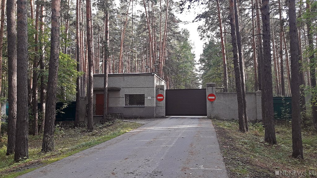 У резиденции губернатора в Челябинском бору раскурочили земельный участок