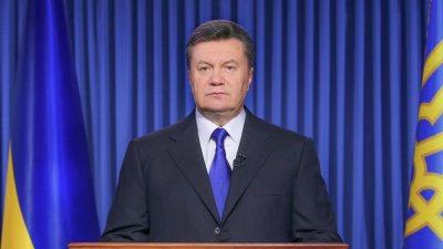 ЕС ввел санкции против Виктора Януковича и его сына