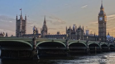 В парламенте Великобритании призвали начать войну против России
