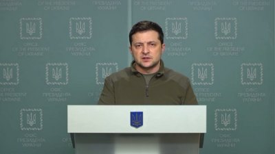 Зеленский заявил о желании вернуть в Крым экономические возможности Украины