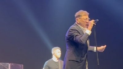 Лепс в Екатеринбурге спел хиты Гребенщикова (ВИДЕО)