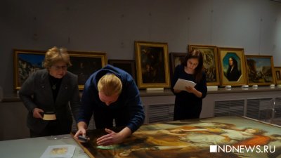 В «Эрмитаж Урале» показали, как распаковывают картины XVI века, застрахованные на десятки миллионов (ФОТО, ВИДЕО)