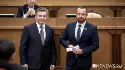 Депутат Коробейников сдает старый мандат, чтобы в сентябре получить новый