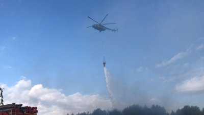 Авиация МЧС сбросила на Шайдуриху 180 тонн воды (ВИДЕО)