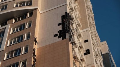 Сбитый украинский беспилотник повредил многоэтажку в Белгороде