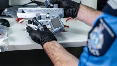 Два австралийца печатали на 3D-принтере пистолеты на продажу