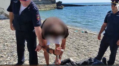 Жительницу Салехарда изрезали ножом на пляже в Краснодарском крае