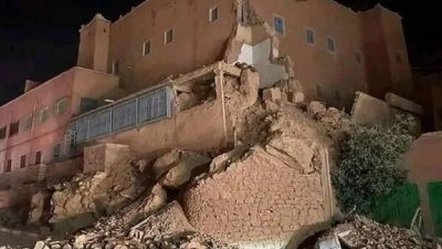 В Марокко число жертв землетрясения превысило 2000 человек
