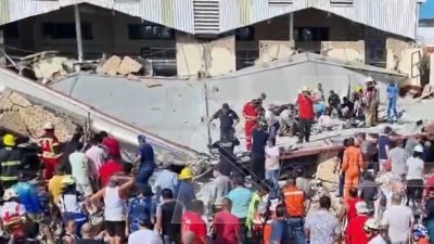 В Мексике 70 человек погибли и пострадали при обрушении крыши в церкви