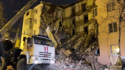 В МЧС заявили об отсутствии людей под завалами обрушившегося дома в Астрахани