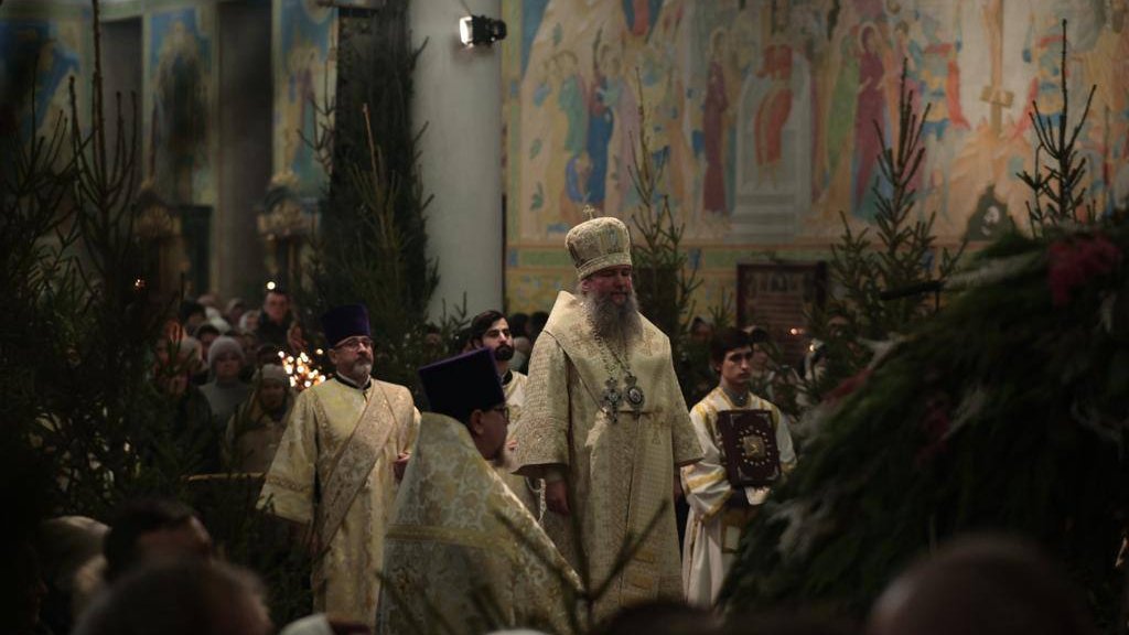 Более тысячи уральцев отметили Рождество в Свято-Троицком кафедральном соборе (ФОТО, ВИДЕО)