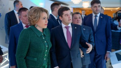 Губернатор Артюхов попросил у сенаторов помощи в установлении максимальных «северных» без учёта стажа