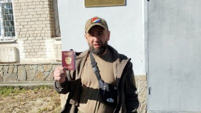 Участник СВО из Таджикистана получил гражданство России по новой схеме (ФОТО)