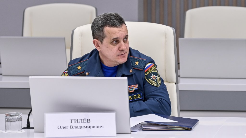 Губернатор Артюхов собрал срочное совещание с силовиками из-за смертельных ДТП
