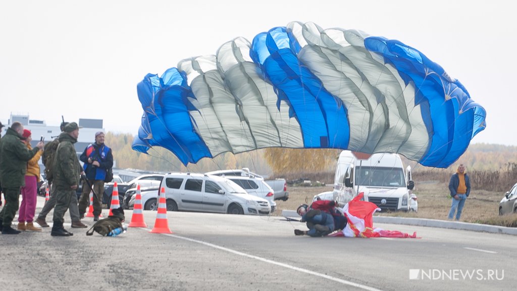 Новый День: Два парашютиста получили травмы на открытии соревнований по снайпингу