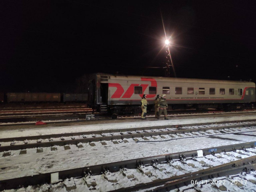 Новый День: В Серове загорелся железнодорожный вагон (ФОТО)