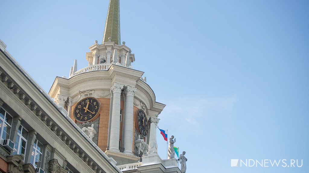 Новый День: 300 фактов о Екатеринбурге: башня с курантами на ратуше могла не появиться