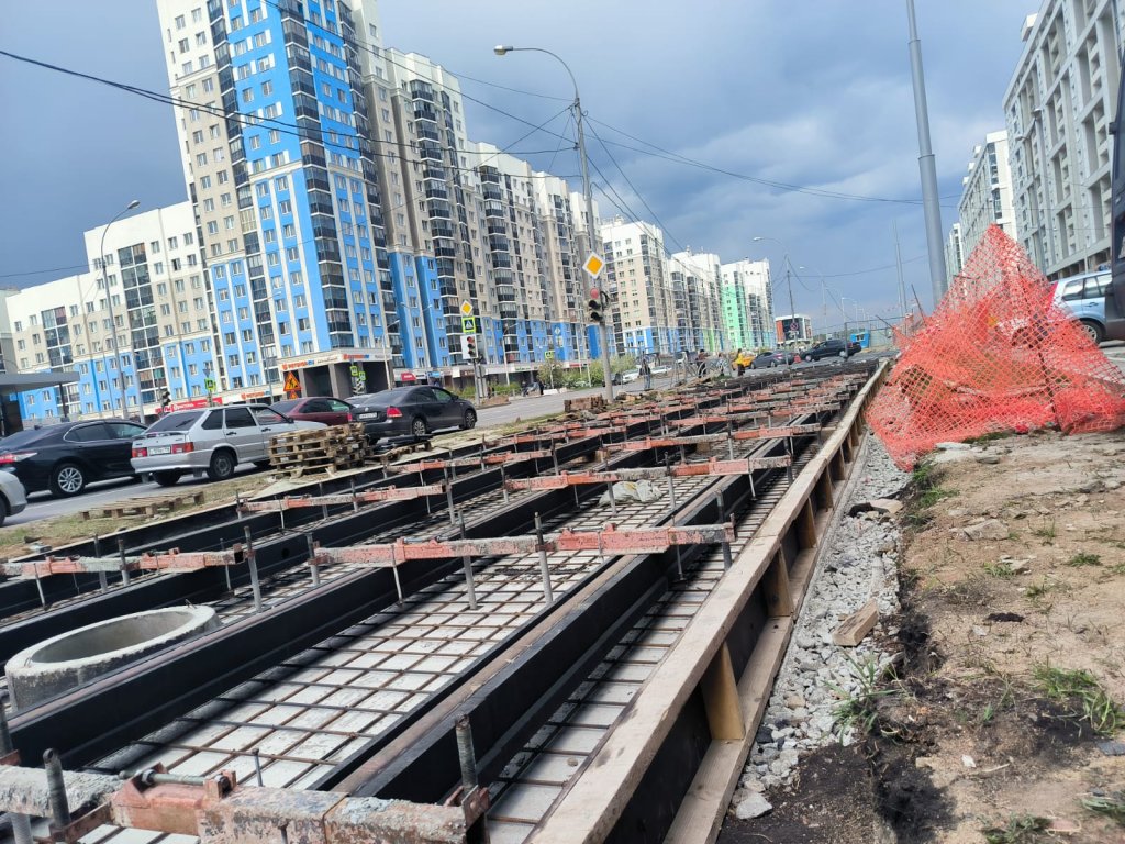 Новый День: Работы по прокладке трамвайной линии в Академическом ускорились (ФОТО)