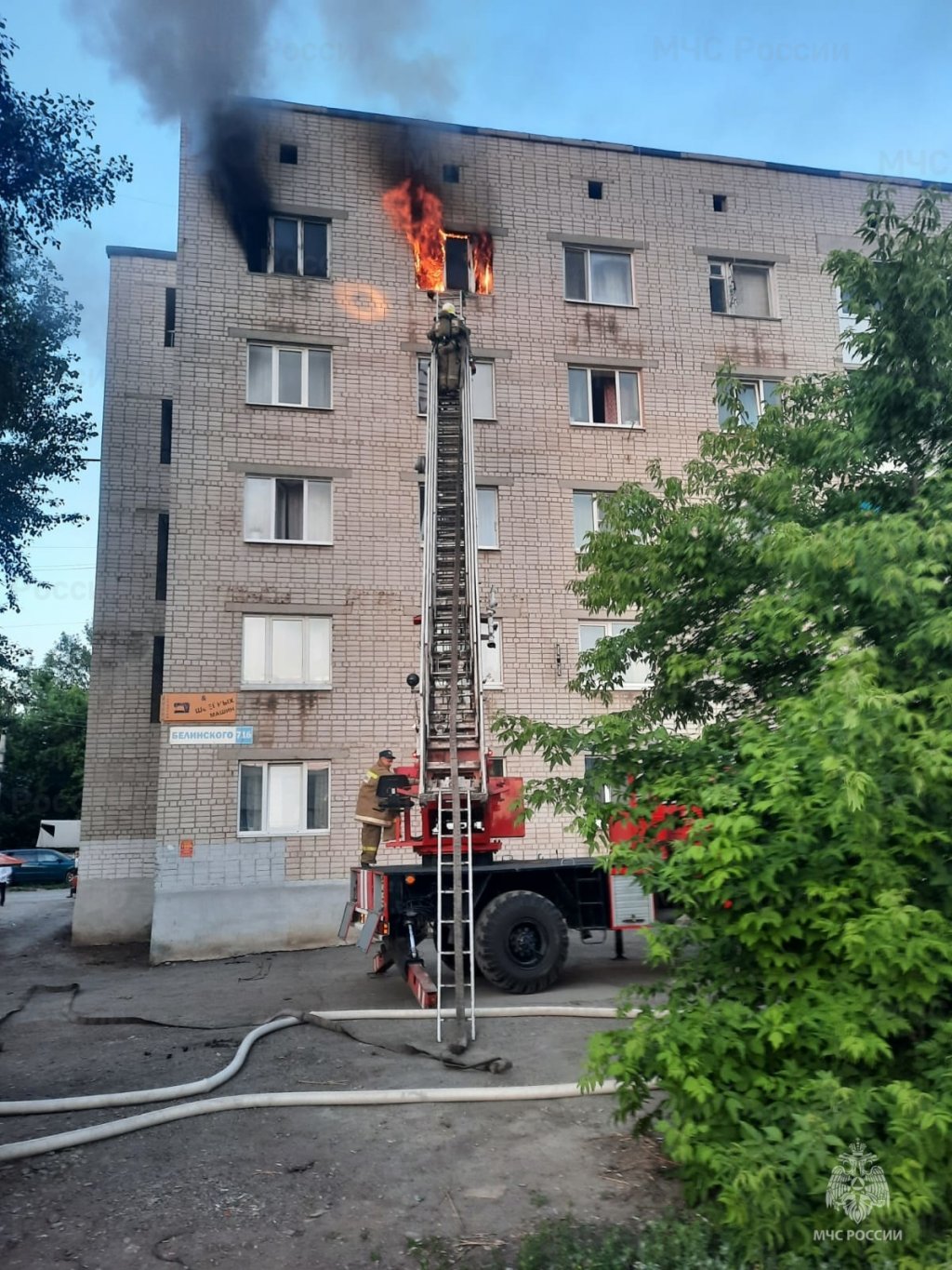 Новый День: В Каменске-Уральском в пожаре погиб мужчина (ФОТО)