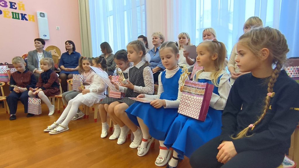 Новый День: В детсадах Академического прошла Битва хоров с участием 250 детей (ФОТО)